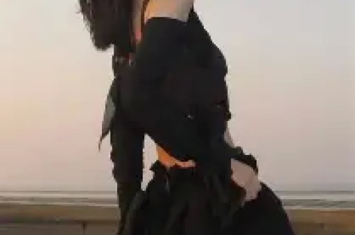 震惊！卢昱晓因片场不当行为塌房网友热议职业素养问题