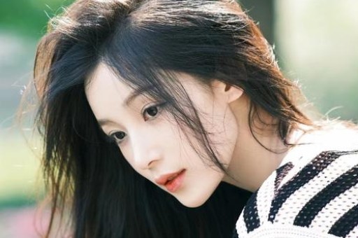 知名演员无戏可拍与妻子直播吵架闹离婚卖房也还不起房贷