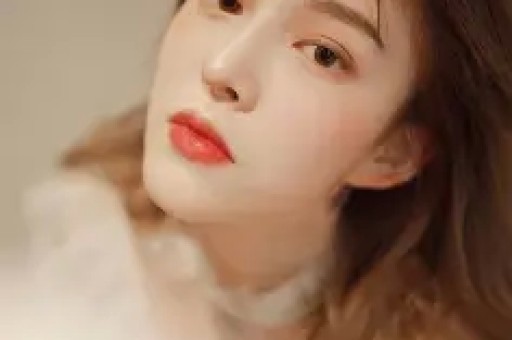 内娱1天4大瓜！顶流恋情、深夜泡酒吧、全身整容一个比一个离谱