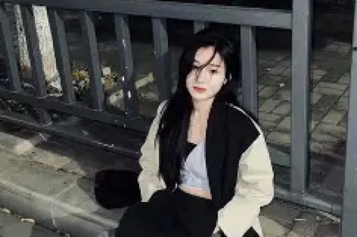 吃瓜看透本质：霍家不辟谣并非默认婚讯霍震霆表态暗藏两层深意